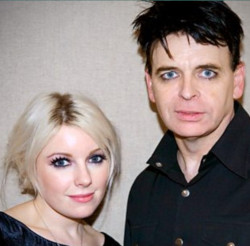 Little Boots & Gary Numan 2009